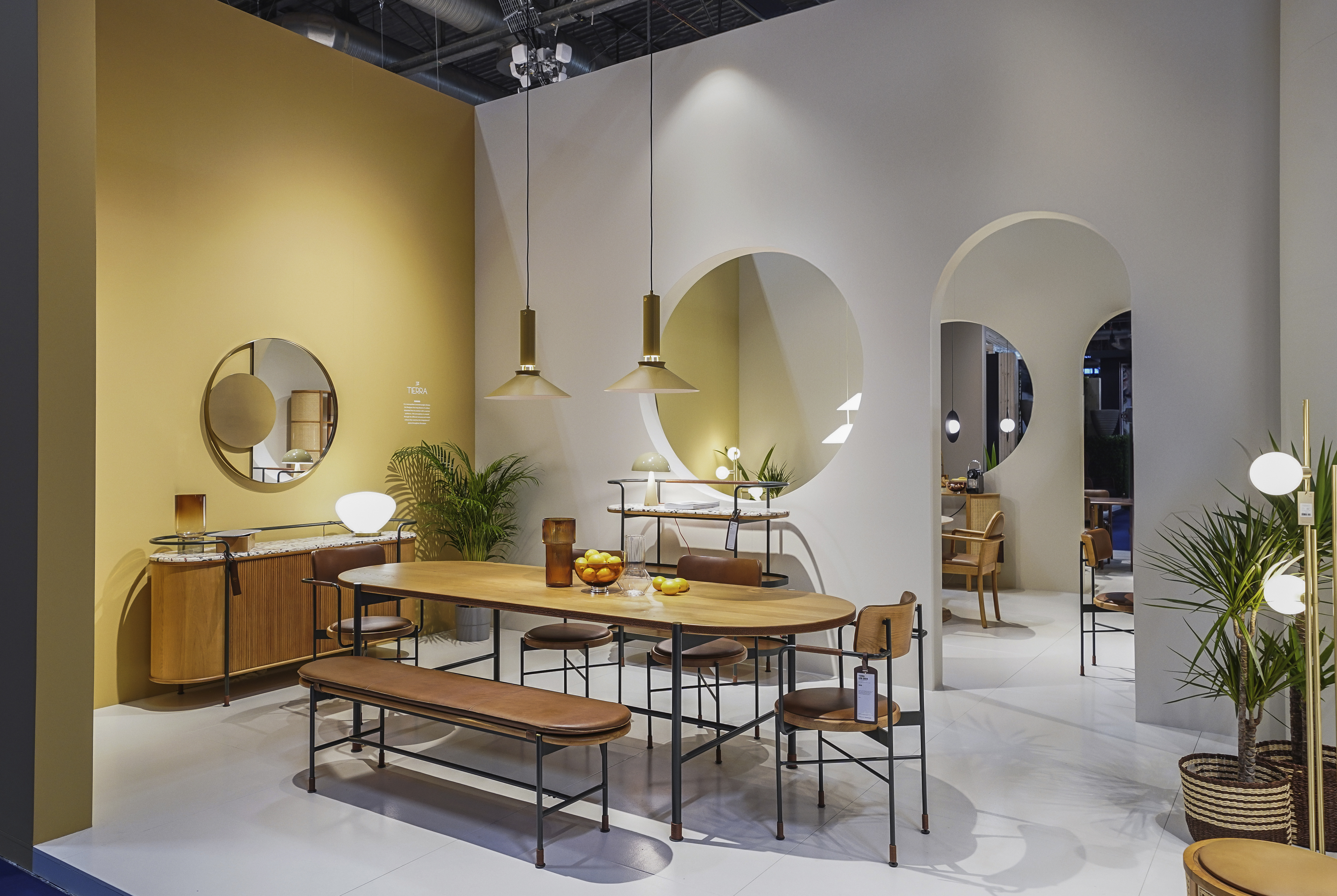 Dinning_Areal_Exhibition_Alto_Maison